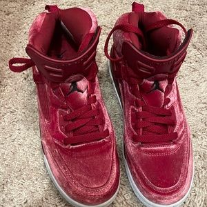 Jordan Suede (youth)